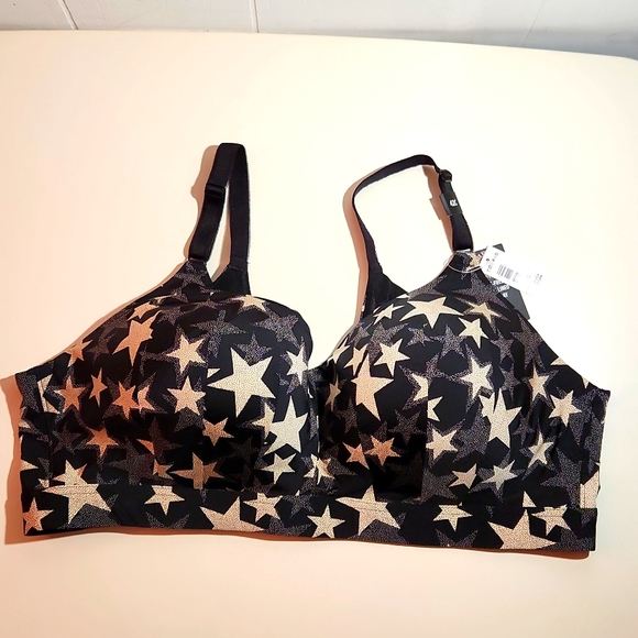❤️NWT VINTAGE TORRID BRA - WIRE-FREE LIGHTLY LINED STARS PRINT - BACK SMOOTHING - Picture 3 of 10